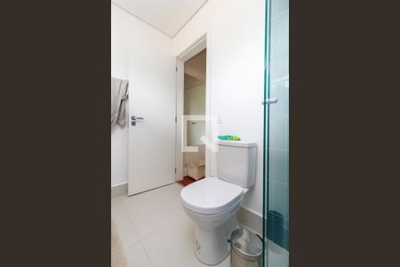 Casa à venda com 800m², 4 quartos e 8 vagasSuíte 2 - Banheiro