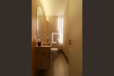 Casa à venda com 800m², 4 quartos e 8 vagasLavabo