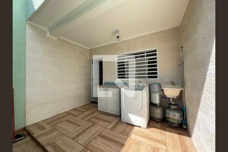 Casa à venda com 100m², 3 quartos e 1 vagaÁrea de Serviço