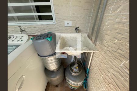 Casa à venda com 100m², 3 quartos e 1 vagaÁrea de Serviço