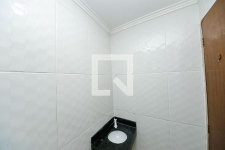 Banheiro de apartamento para alugar com 1 quarto, 30m² em Vila California, São Paulo