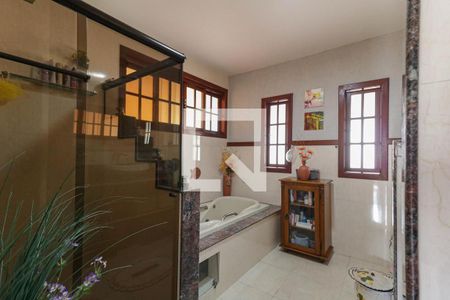 Casa de condomínio à venda com 450m², 5 quartos e 4 vagasBanheiro da Suíte 4