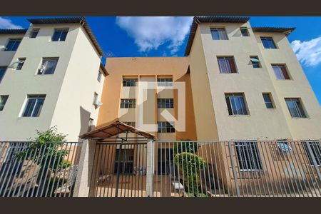 Apartamento à venda com 59m², 3 quartos e 1 vaga Apartamento à venda com 59m², 3 quartos e 1 vagaFachada