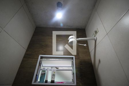 Banheiro de casa à venda com 3 quartos, 200m² em Jardim Três Marias, São Paulo