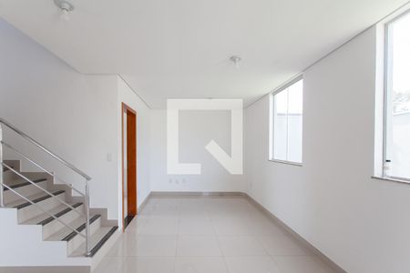 Sala de casa à venda com 3 quartos, 149m² em Rio Branco, Belo Horizonte