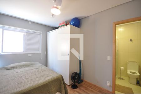 Suíte 1 de casa à venda com 2 quartos, 200m² em Vila Medeiros, São Paulo