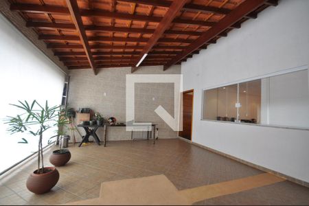 Casa à venda com 200m², 2 quartos e 2 vagasGaragem