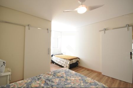 Casa à venda com 200m², 2 quartos e 2 vagasSuite 2