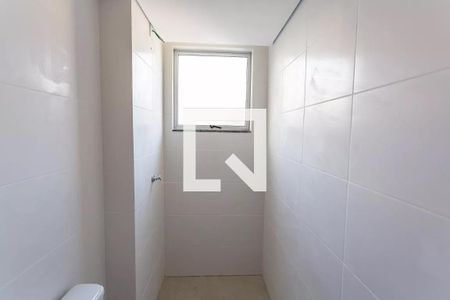 Banheiro da Suíte de apartamento para alugar com 2 quartos, 49m² em Amazonas, Contagem