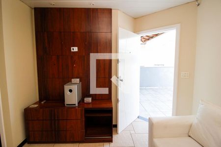 Sala 2 de apartamento para alugar com 3 quartos, 180m² em Ipiranga, Belo Horizonte