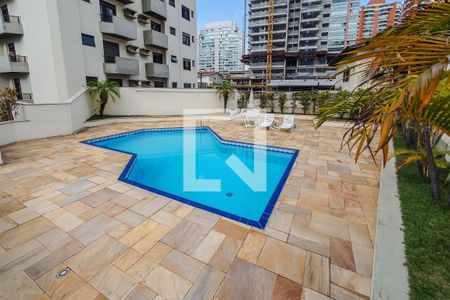 Apartamento à venda com 172m², 4 quartos e 5 vagasÁrea comum - Piscina