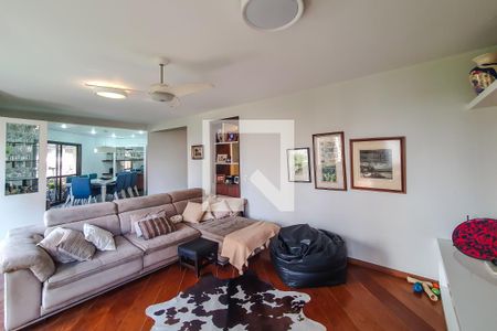 Apartamento à venda com 172m², 4 quartos e 5 vagasSala