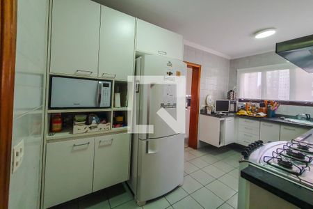 Apartamento à venda com 172m², 4 quartos e 5 vagasCozinha