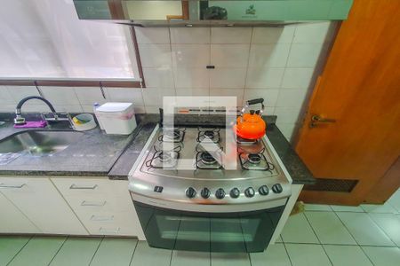 Apartamento à venda com 172m², 4 quartos e 5 vagasCozinha
