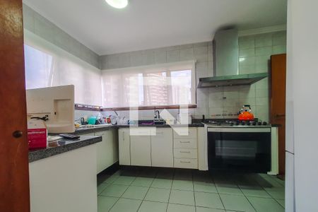 Apartamento à venda com 172m², 4 quartos e 5 vagasCozinha