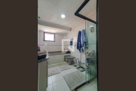 Apartamento à venda com 172m², 4 quartos e 5 vagasBanheiro Quarto - suite 3
