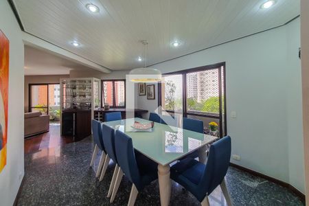 Apartamento à venda com 172m², 4 quartos e 5 vagasSala de Jantar