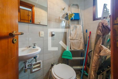 Apartamento à venda com 172m², 4 quartos e 5 vagasBanheiro de serviço