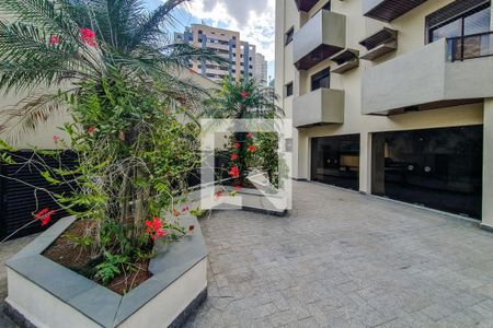 Apartamento à venda com 172m², 4 quartos e 5 vagasÁrea comum - Salão de festas