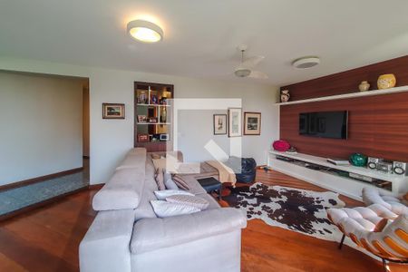 Apartamento à venda com 172m², 4 quartos e 5 vagasSala