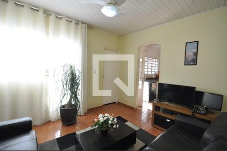 Casa à venda com 500m², 3 quartos e 4 vagasSala 2