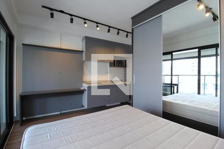 Sala/Quarto de kitnet/studio à venda com 1 quarto, 31m² em Indianópolis, São Paulo