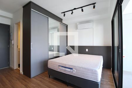 Sala/Quarto de kitnet/studio à venda com 1 quarto, 31m² em Indianópolis, São Paulo