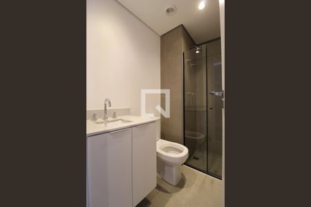 Banheiro de kitnet/studio à venda com 1 quarto, 31m² em Indianópolis, São Paulo