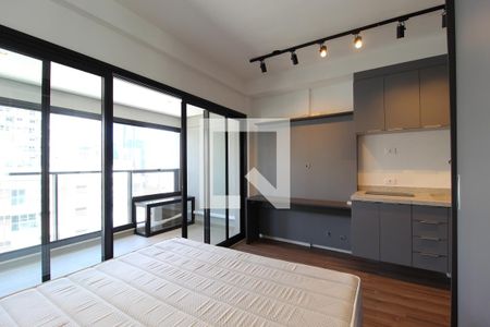 Sala/Quarto de kitnet/studio à venda com 1 quarto, 31m² em Indianópolis, São Paulo