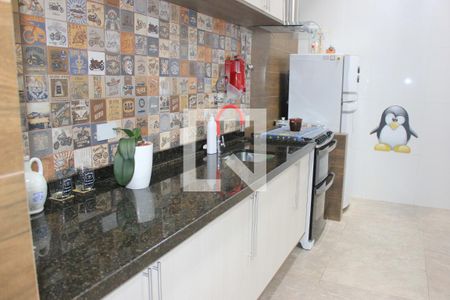 Casa de condomínio à venda com 150m², 3 quartos e 2 vagasEspaço gourmet