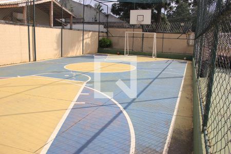 Casa de condomínio à venda com 150m², 3 quartos e 2 vagasÁrea comum - Quadra poliesportiva