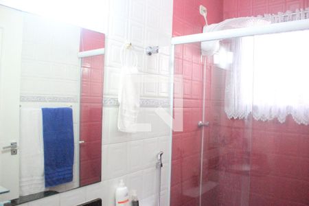 Casa de condomínio à venda com 150m², 3 quartos e 2 vagasBanheiro 2