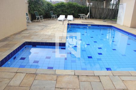 Casa de condomínio à venda com 150m², 3 quartos e 2 vagasÁrea comum - Piscina