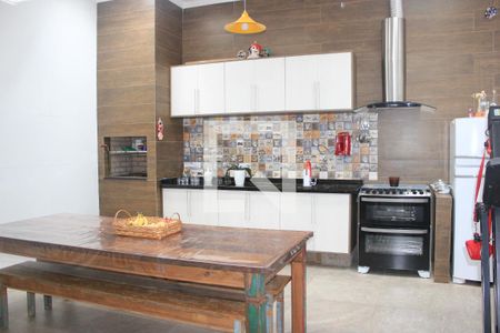 Casa de condomínio à venda com 150m², 3 quartos e 2 vagasEspaço gourmet