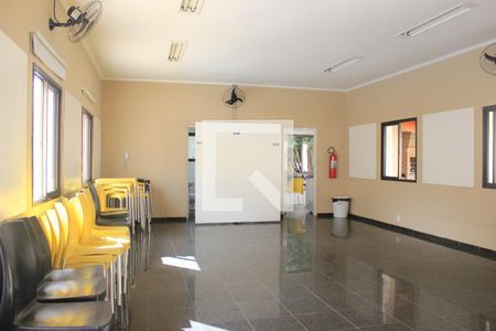 Casa de condomínio à venda com 150m², 3 quartos e 2 vagasÁrea comum - Salão de festas