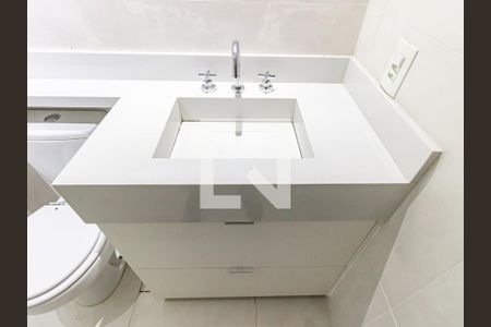 Apartamento para alugar com 79m², 2 quartos e 1 vaga Apartamento para alugar com 79m², 2 quartos e 1 vagaBanheiro