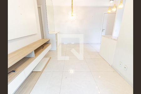 Apartamento para alugar com 79m², 2 quartos e 1 vaga Apartamento para alugar com 79m², 2 quartos e 1 vagaSala