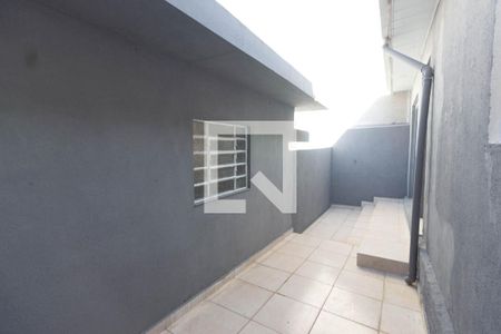 Casa para alugar com 100m², 1 quarto e 1 vaga Casa para alugar com 100m², 1 quarto e 1 vagaQuintal
