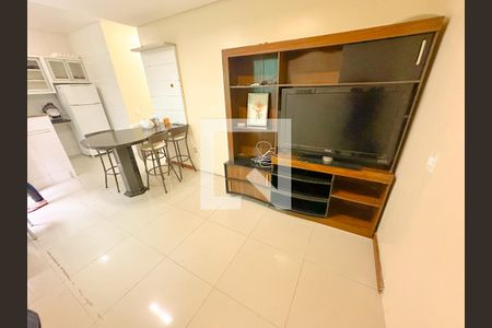 Sala de TV de apartamento para alugar com 1 quarto, 50m² em Vargem do Bom Jesus , Florianópolis