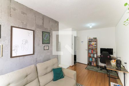 Sala de apartamento para alugar com 2 quartos, 42m² em Jardim Maria Duarte, São Paulo