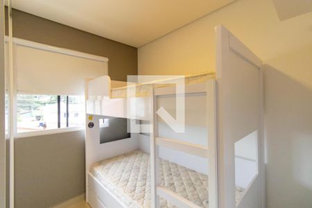 Quarto 2 de apartamento para alugar com 2 quartos, 79m² em Santa Quiteria, Curitiba