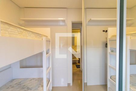 Quarto 2 de apartamento para alugar com 2 quartos, 79m² em Santa Quiteria, Curitiba