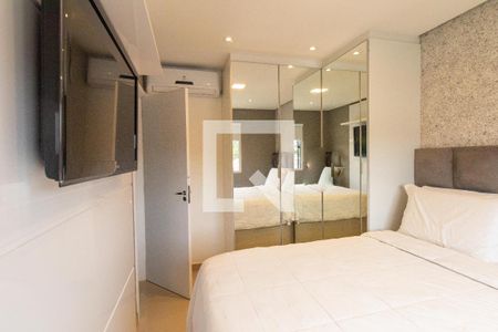 Quarto 1 de apartamento para alugar com 2 quartos, 79m² em Santa Quiteria, Curitiba