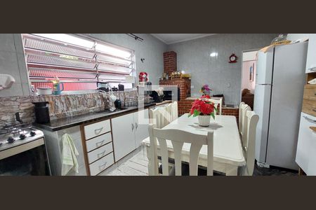Casa para alugar com 168m², 4 quartos e sem vagaCozinha