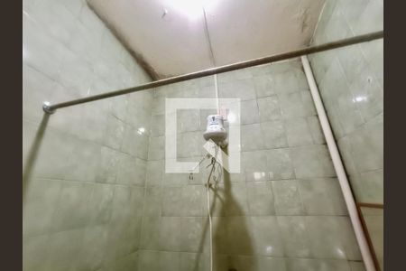 Casa à venda com 200m², 5 quartos e 3 vagas Casa à venda com 200m², 5 quartos e 3 vagasBanheiro serviço