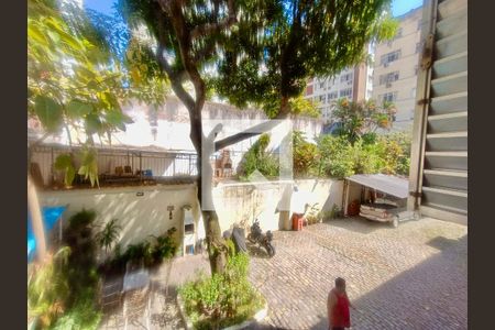 Casa à venda com 200m², 5 quartos e 3 vagas Casa à venda com 200m², 5 quartos e 3 vagasQuarto vista