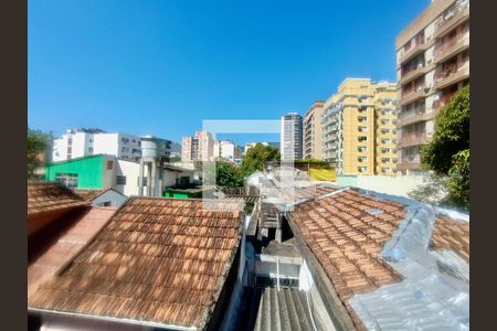 Casa à venda com 200m², 5 quartos e 3 vagas Casa à venda com 200m², 5 quartos e 3 vagasCozinha vista