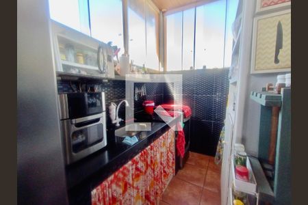 Casa à venda com 200m², 5 quartos e 3 vagas Casa à venda com 200m², 5 quartos e 3 vagasCozinha