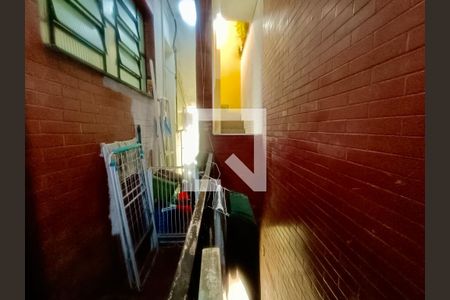 Casa à venda com 200m², 5 quartos e 3 vagas Casa à venda com 200m², 5 quartos e 3 vagasÁrea serviço