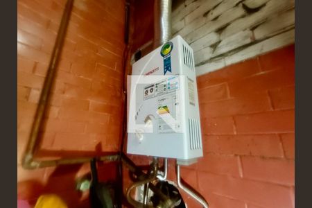 Casa à venda com 200m², 5 quartos e 3 vagas Casa à venda com 200m², 5 quartos e 3 vagasÁrea serviço